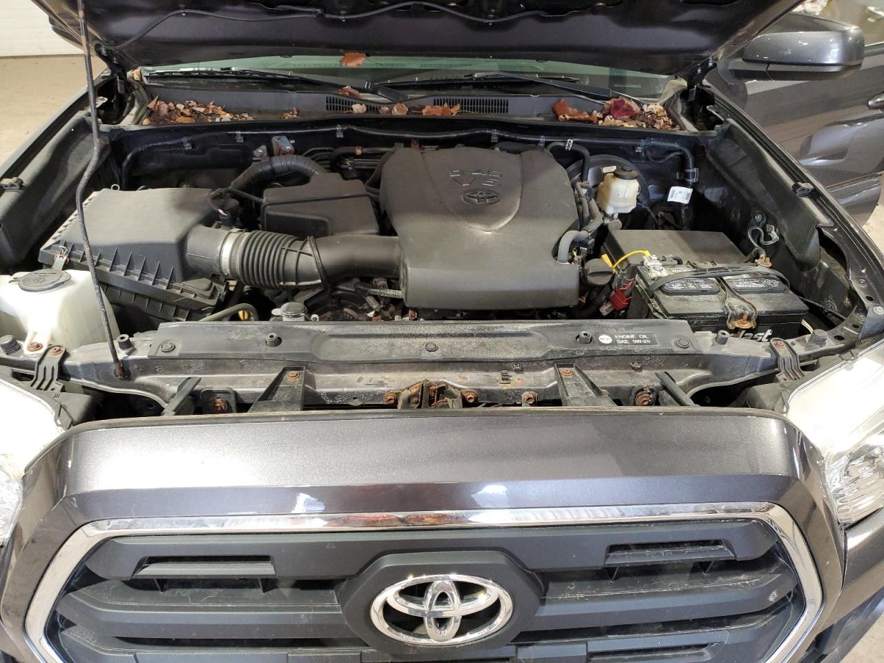 2016 Toyota Tacoma - Image 11