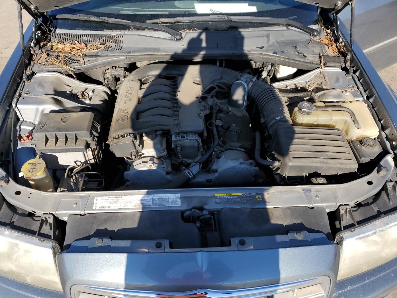 2006 Chrysler 300 - Image 11