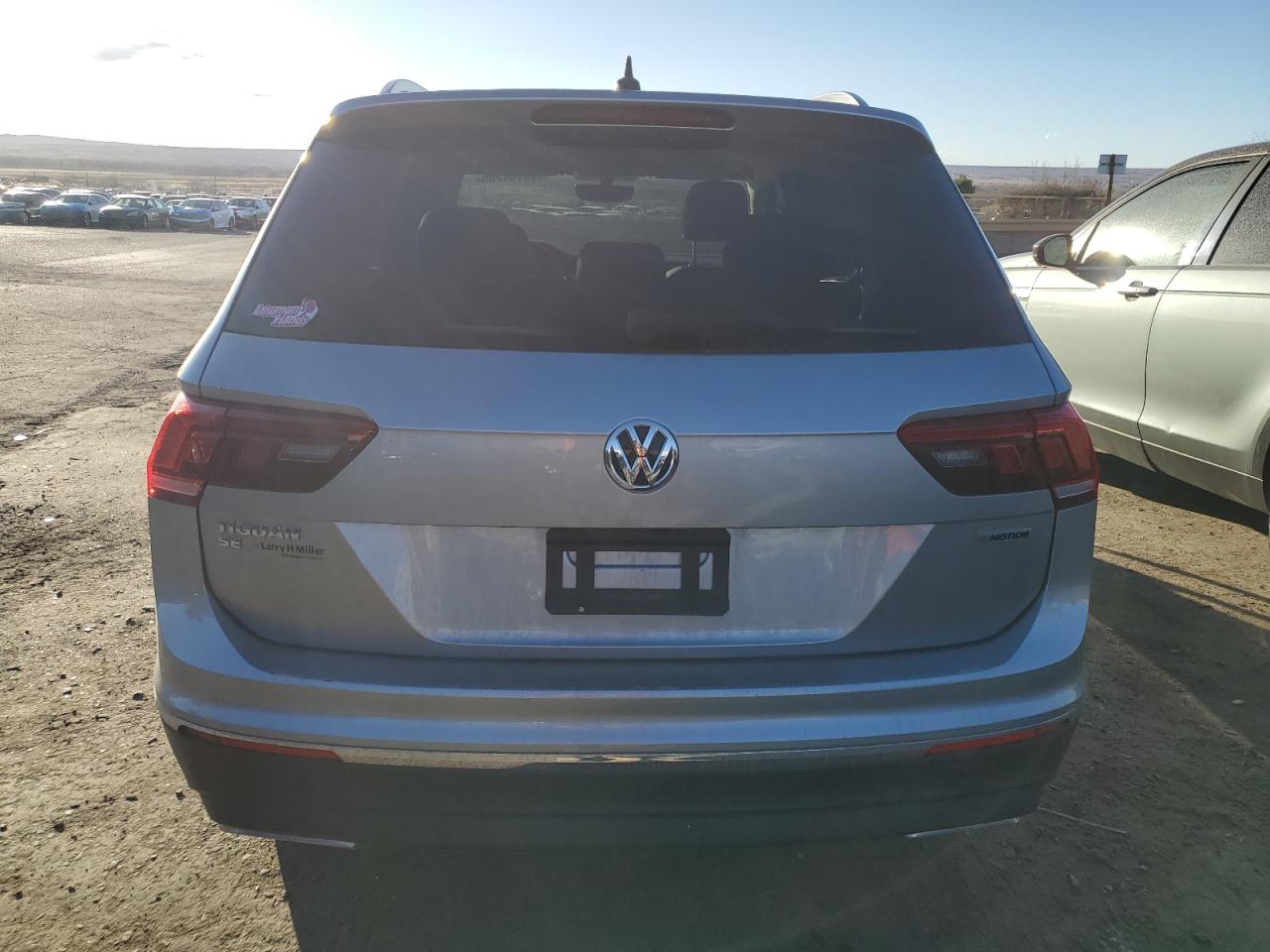 2021 Volkswagen Tiguan - Image 6