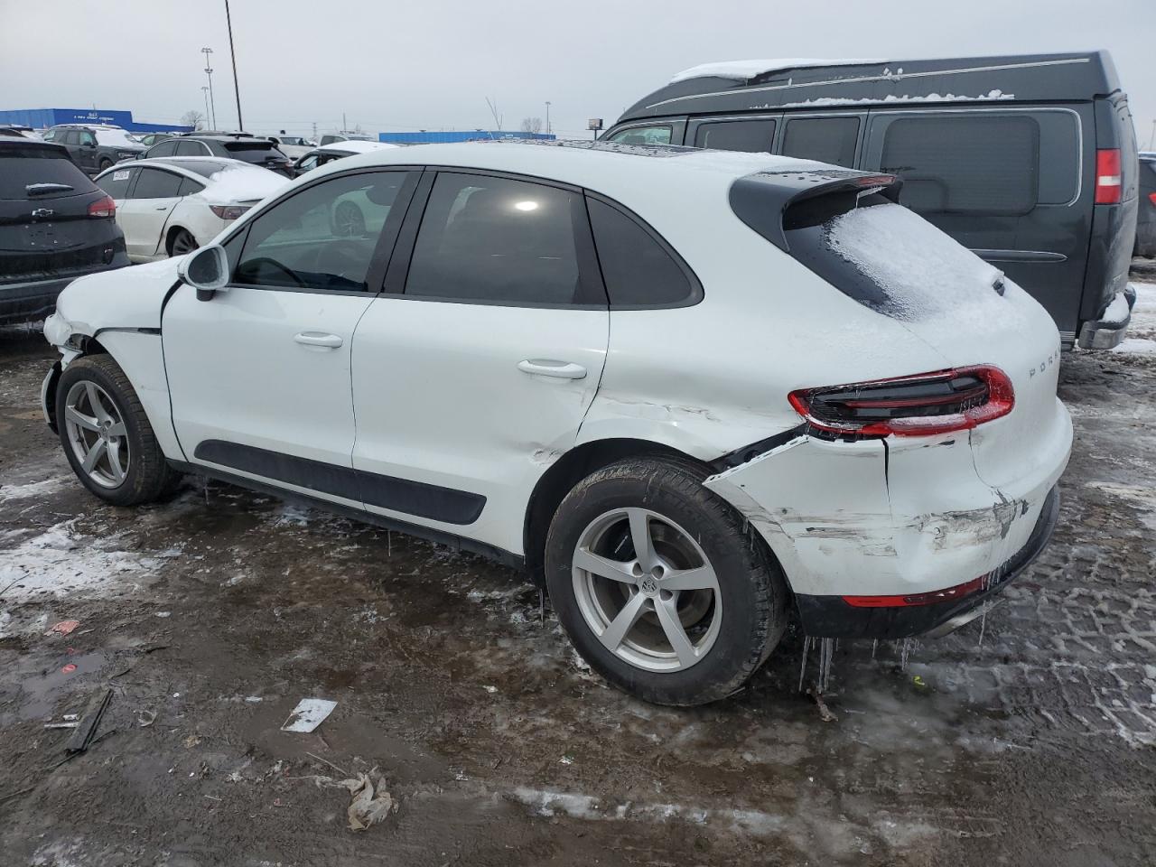 2018 Porsche Macan - Image 2