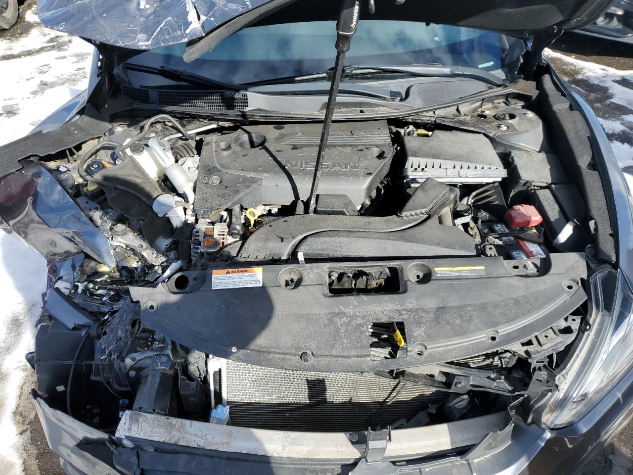 2017 Nissan Altima - Image 11