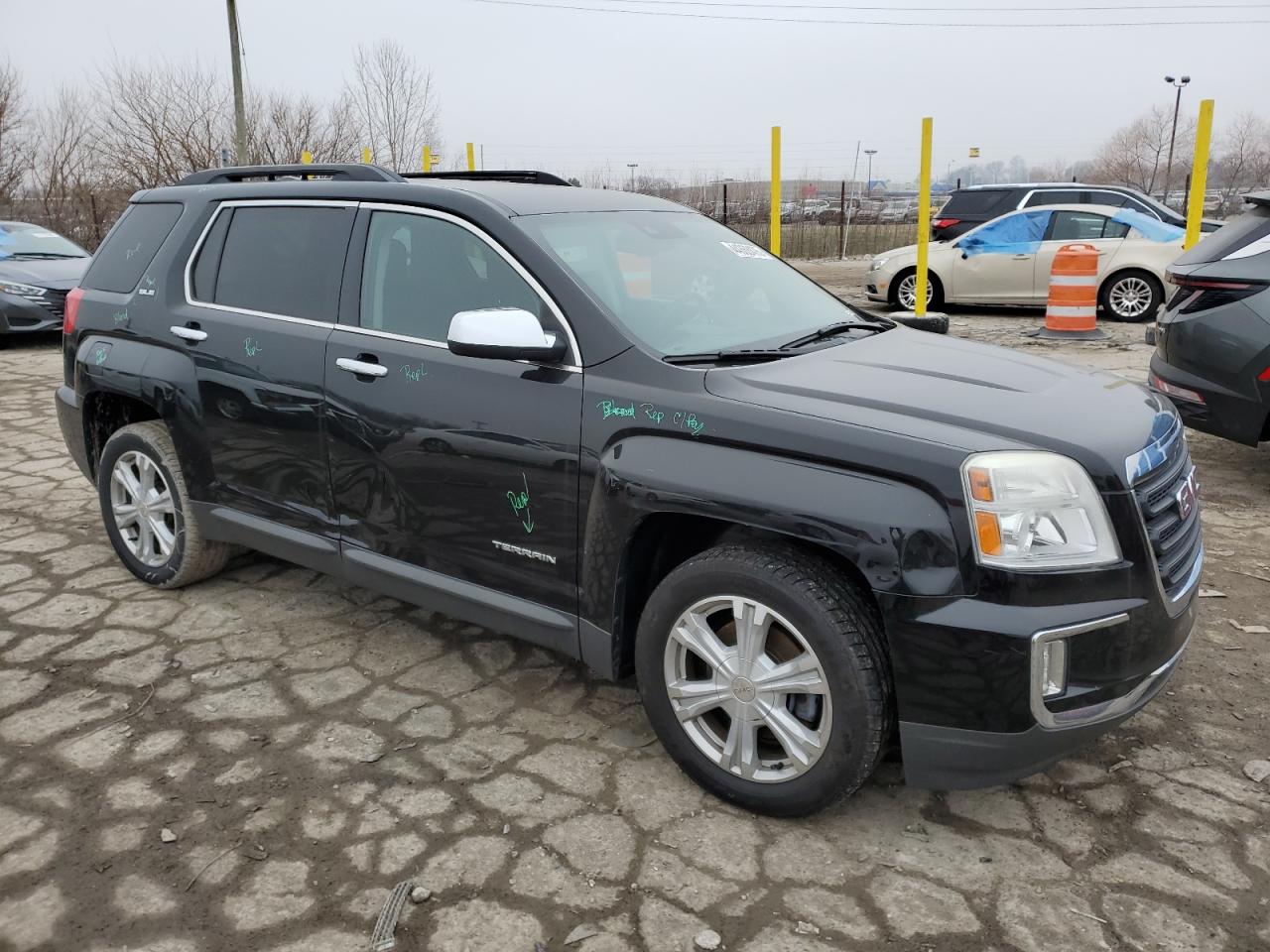 2016 GMC Terrain - Image 4