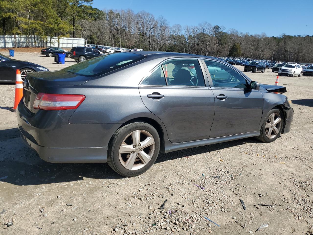 2010 Toyota Camry - Image 3