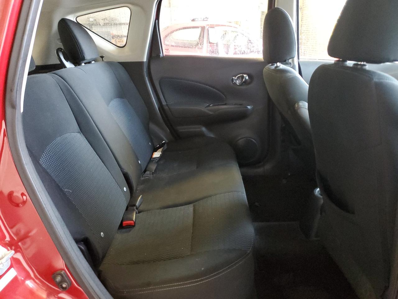 2015 Nissan Versa - Image 10