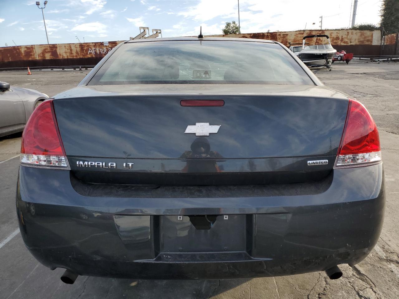 2016 Chevrolet Impala - Image 6