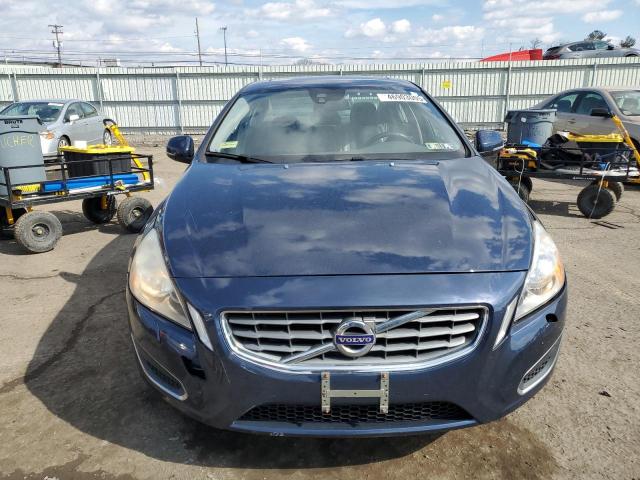  VOLVO S60 2013 Синій
