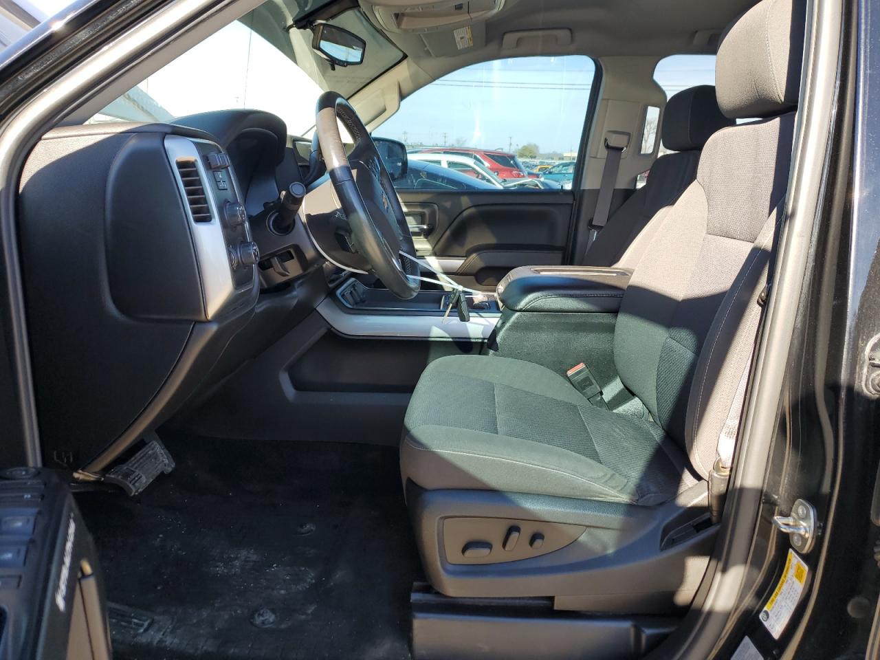 2017 Chevrolet Silverado - Image 7