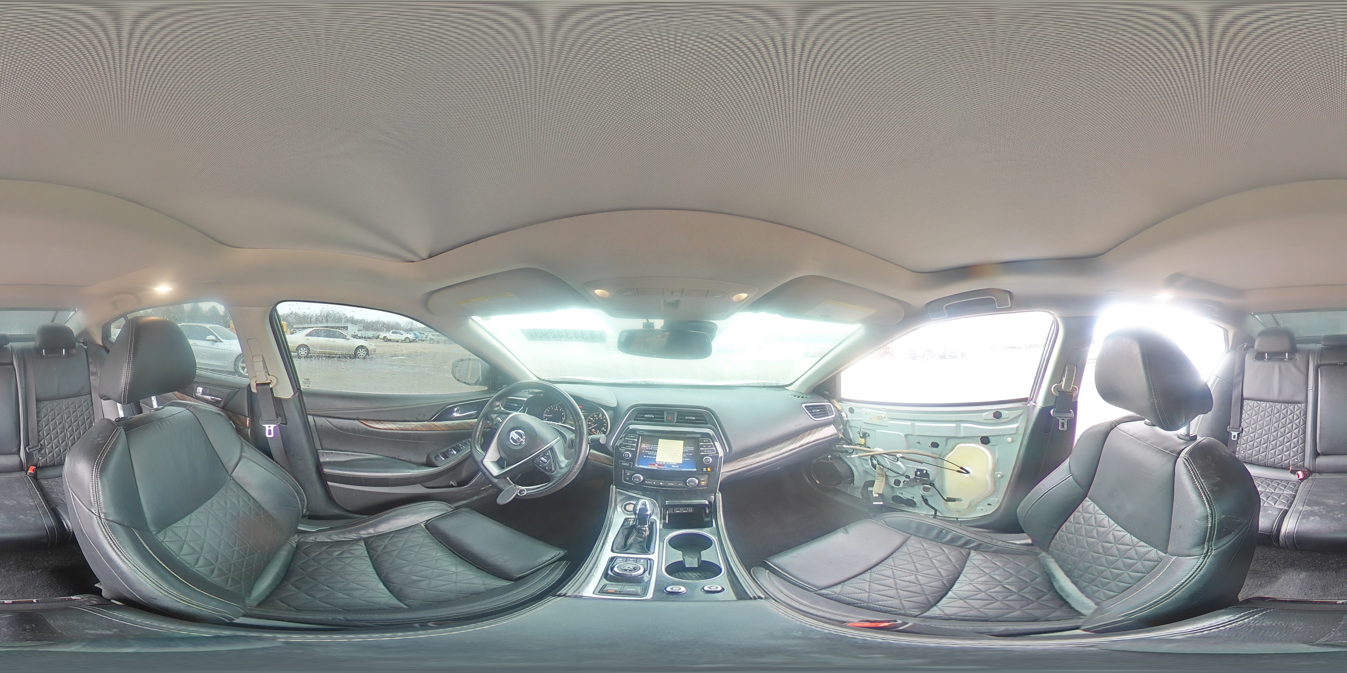 2017 Nissan Maxima - Image 15