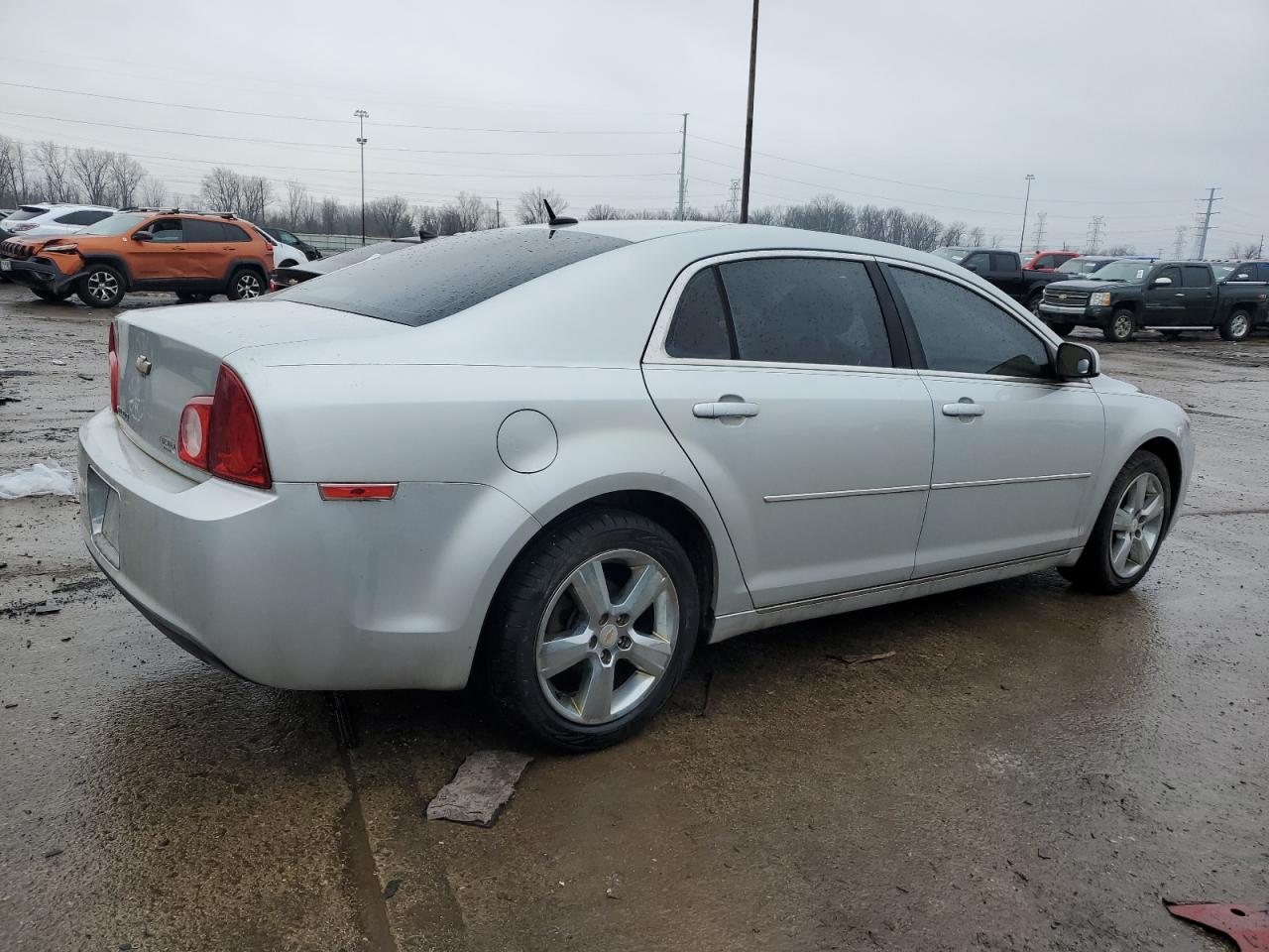 2011 Chevrolet Malibu - Image 3