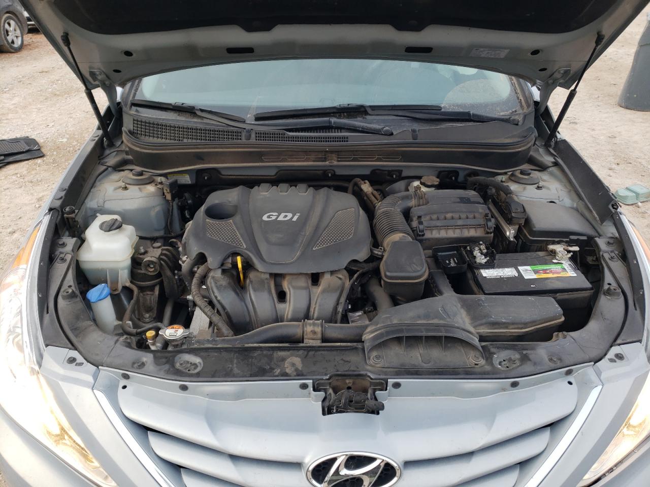 2013 Hyundai Sonata - Image 13