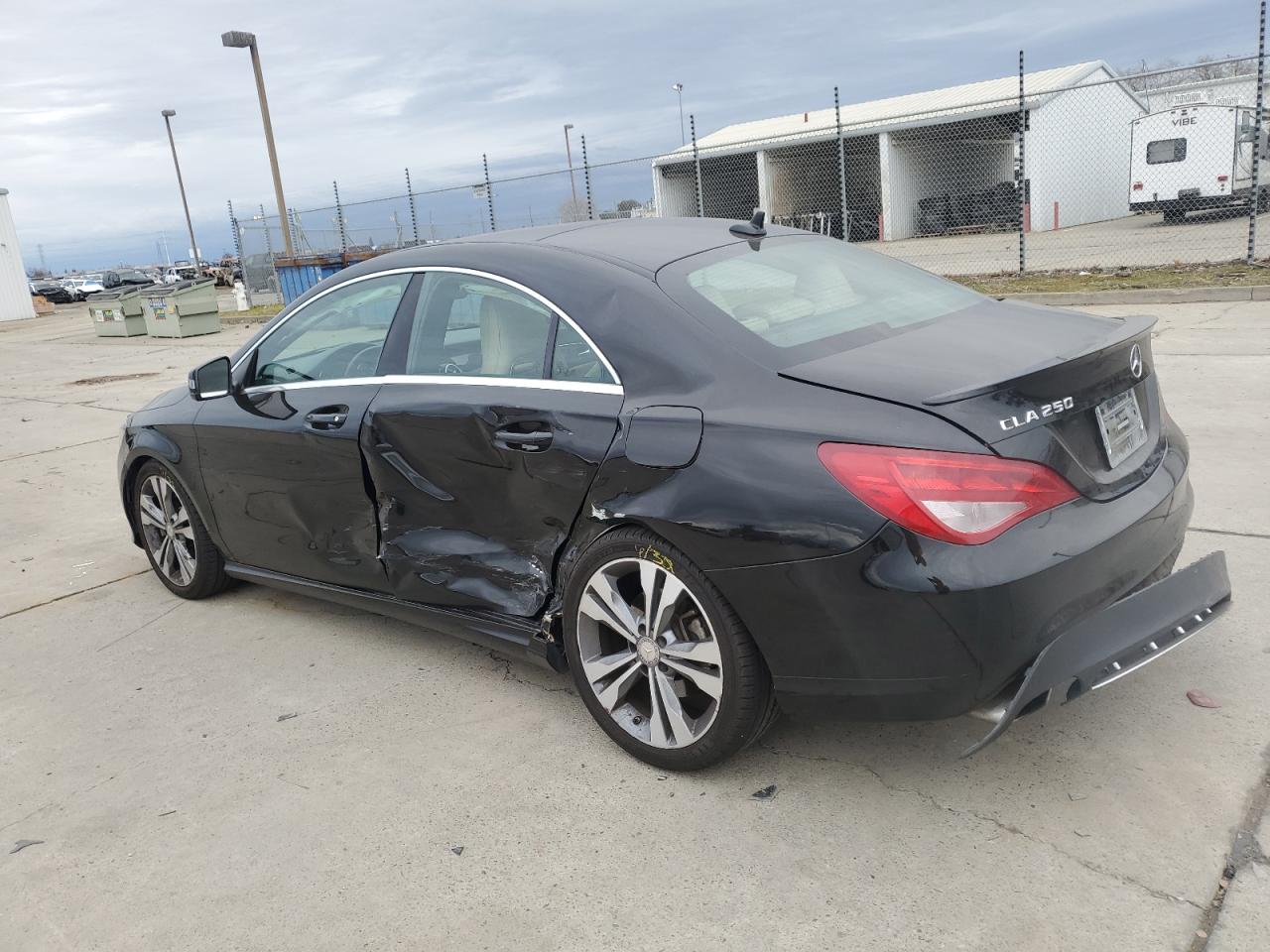2014 Mercedes-Benz CLA-klasse - Image 2