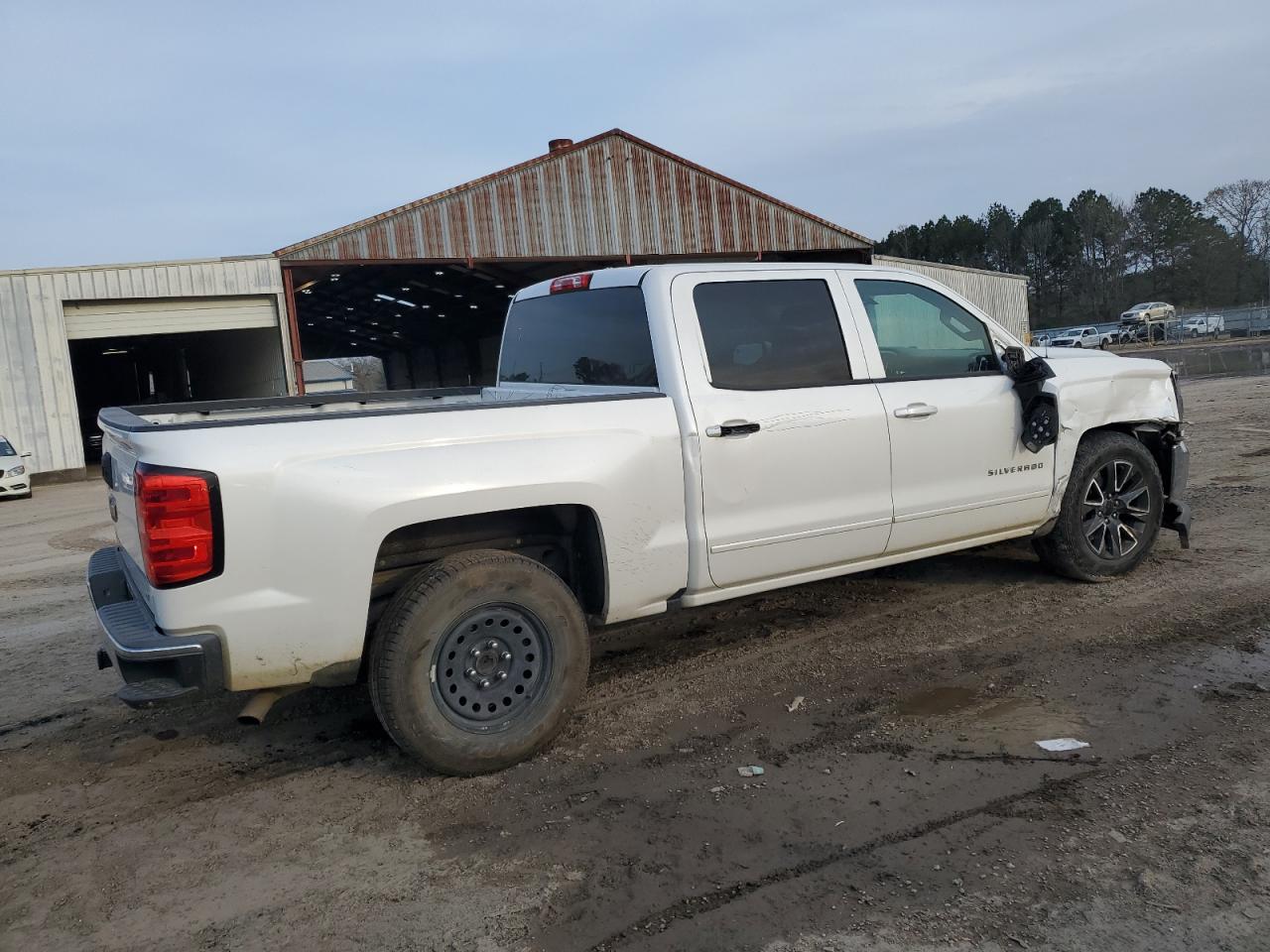2016 Chevrolet Silverado - Image 3