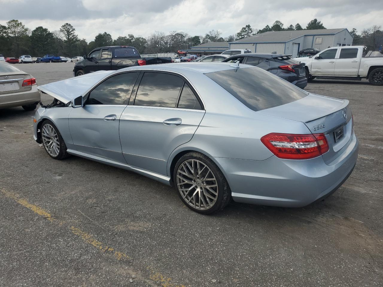 2013 Mercedes-Benz E-klasse - Image 2