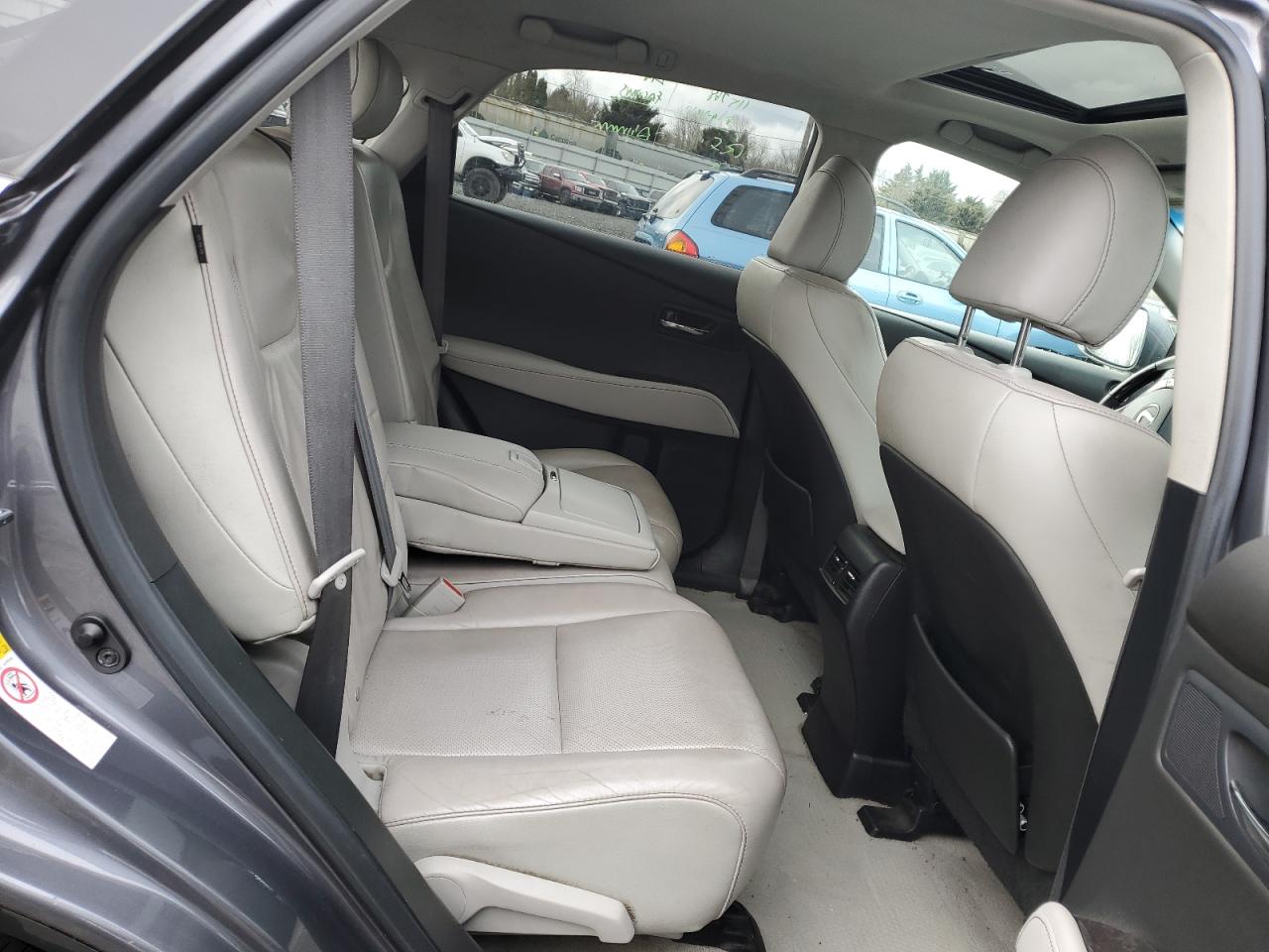 2015 Lexus RX - Image 10
