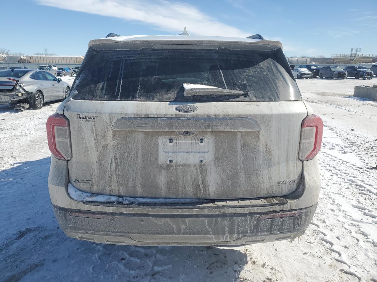 2021 Ford Explorer - Image 6