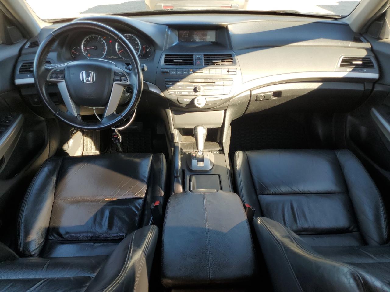2009 Honda Accord - Image 8