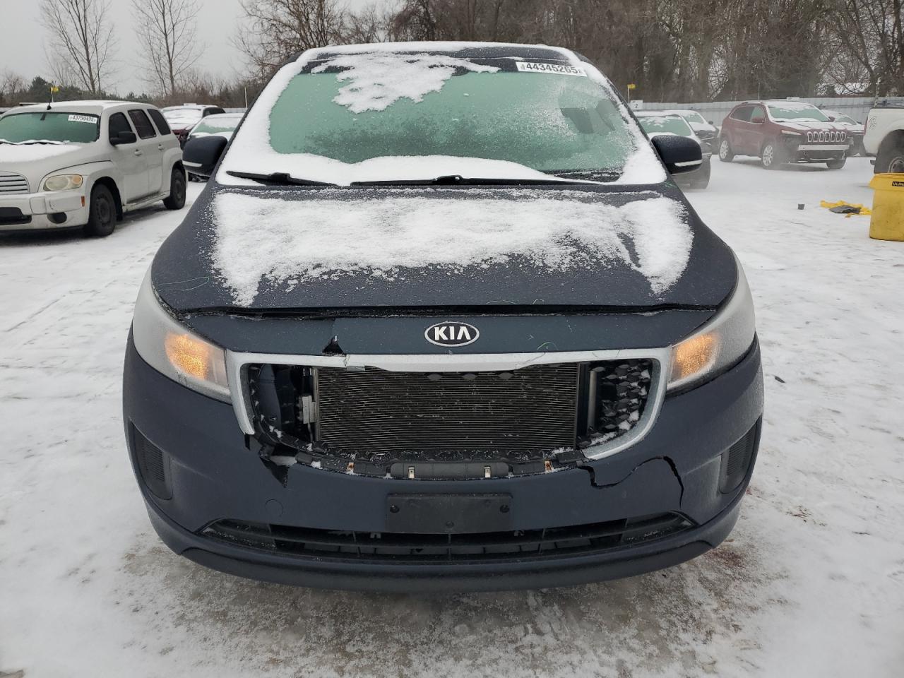 2016 Kia Sedona - Image 5