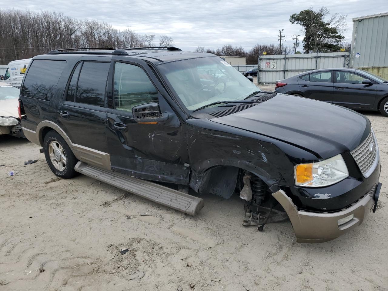 2004 Ford Expedition - Image 4