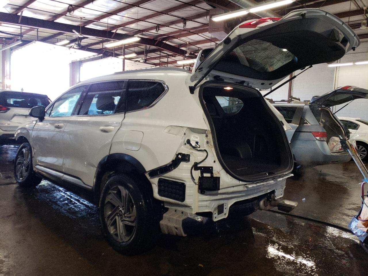2021 Hyundai Santa Fe - Image 2