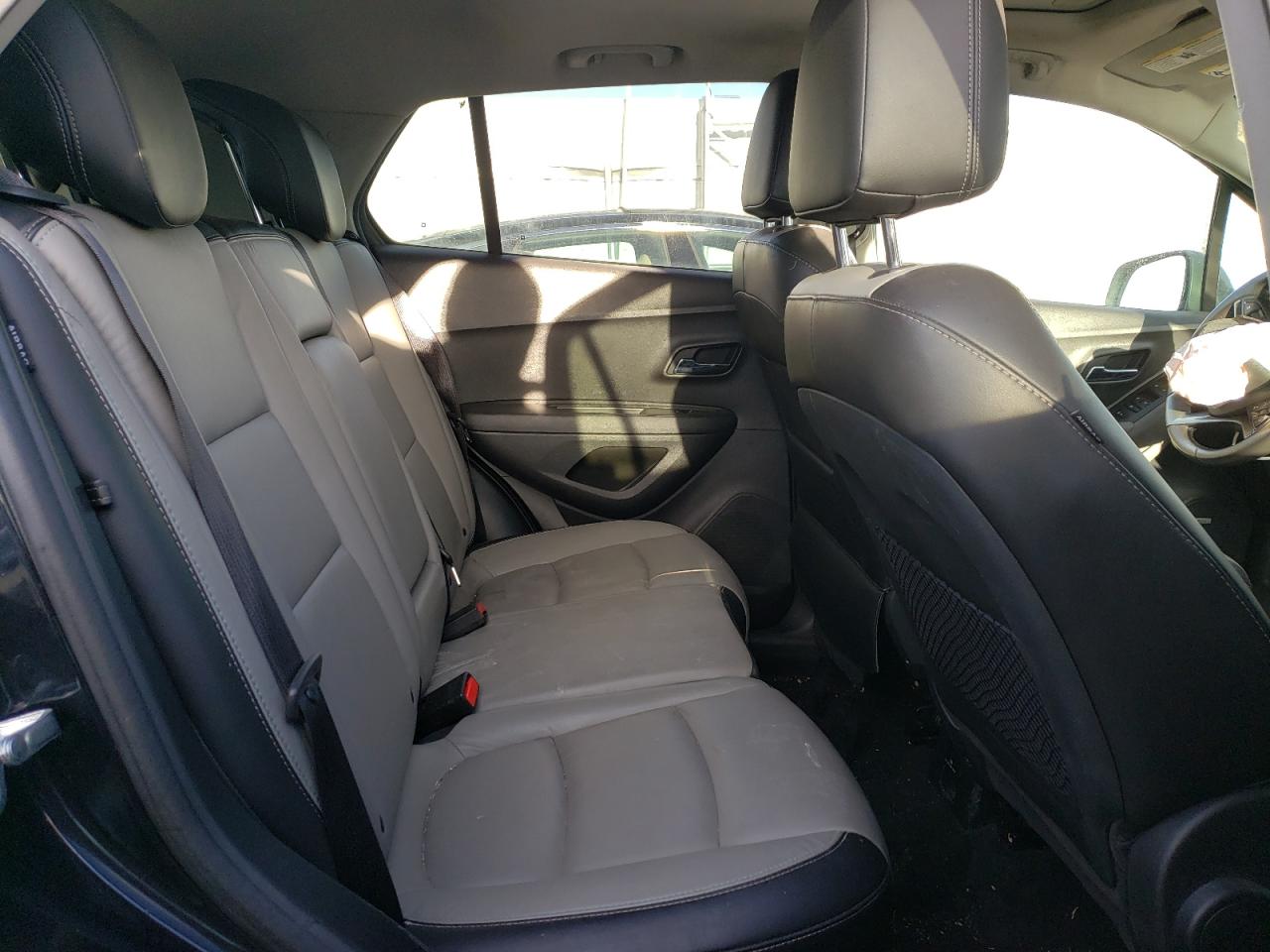 2015 Chevrolet Trax - Image 11
