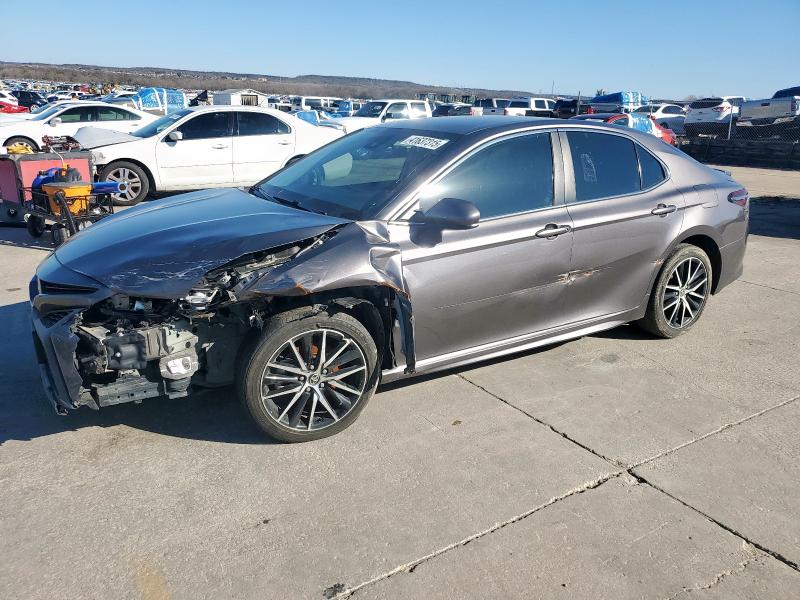 TOYOTA CAMRY SE 2021