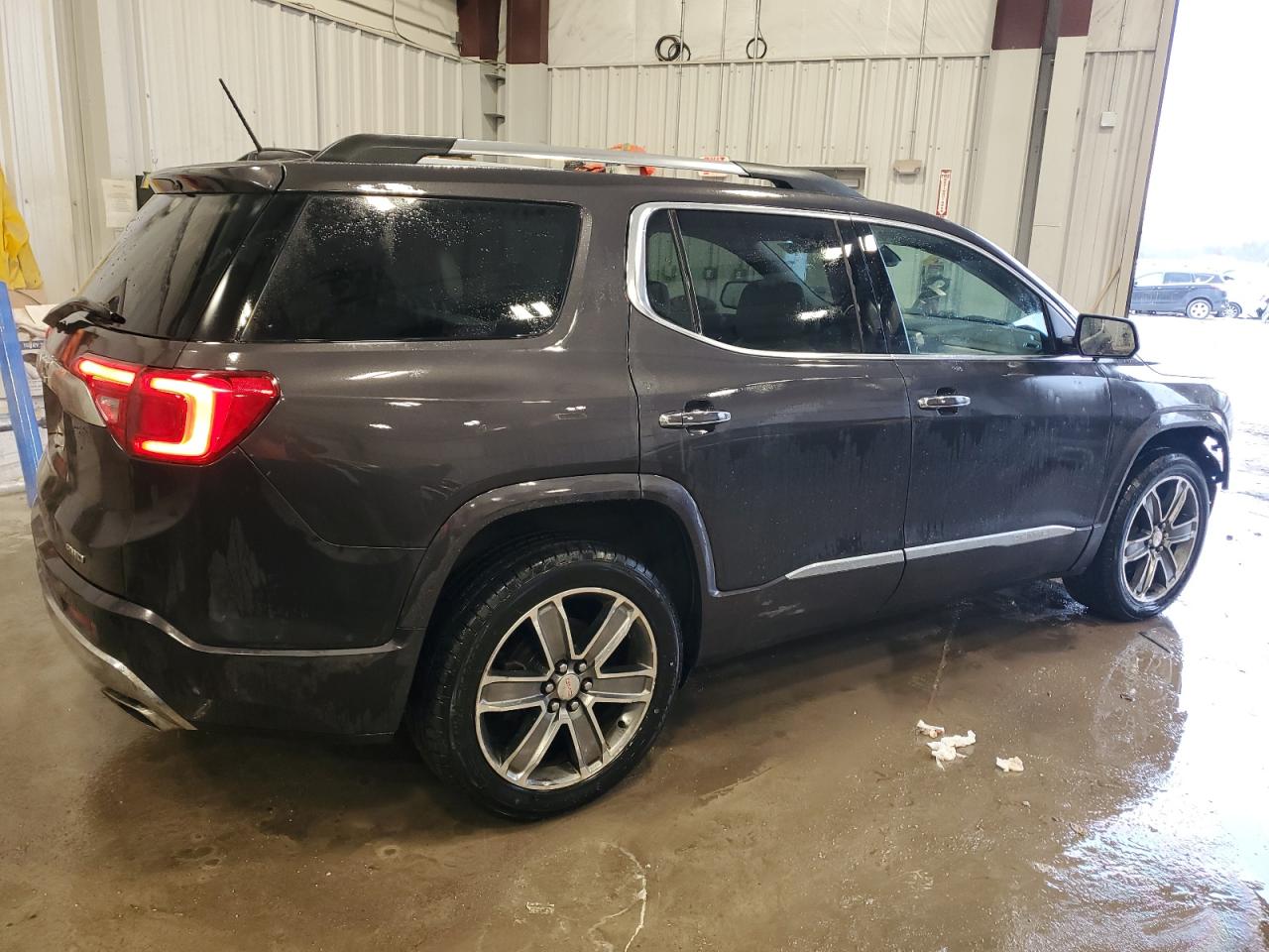 2017 GMC Acadia - Image 3