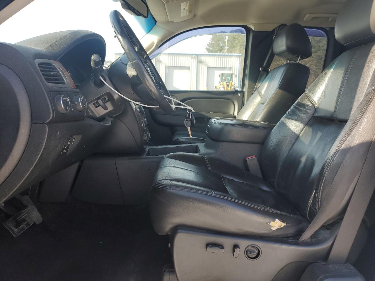 2010 Chevrolet Silverado - Image 7