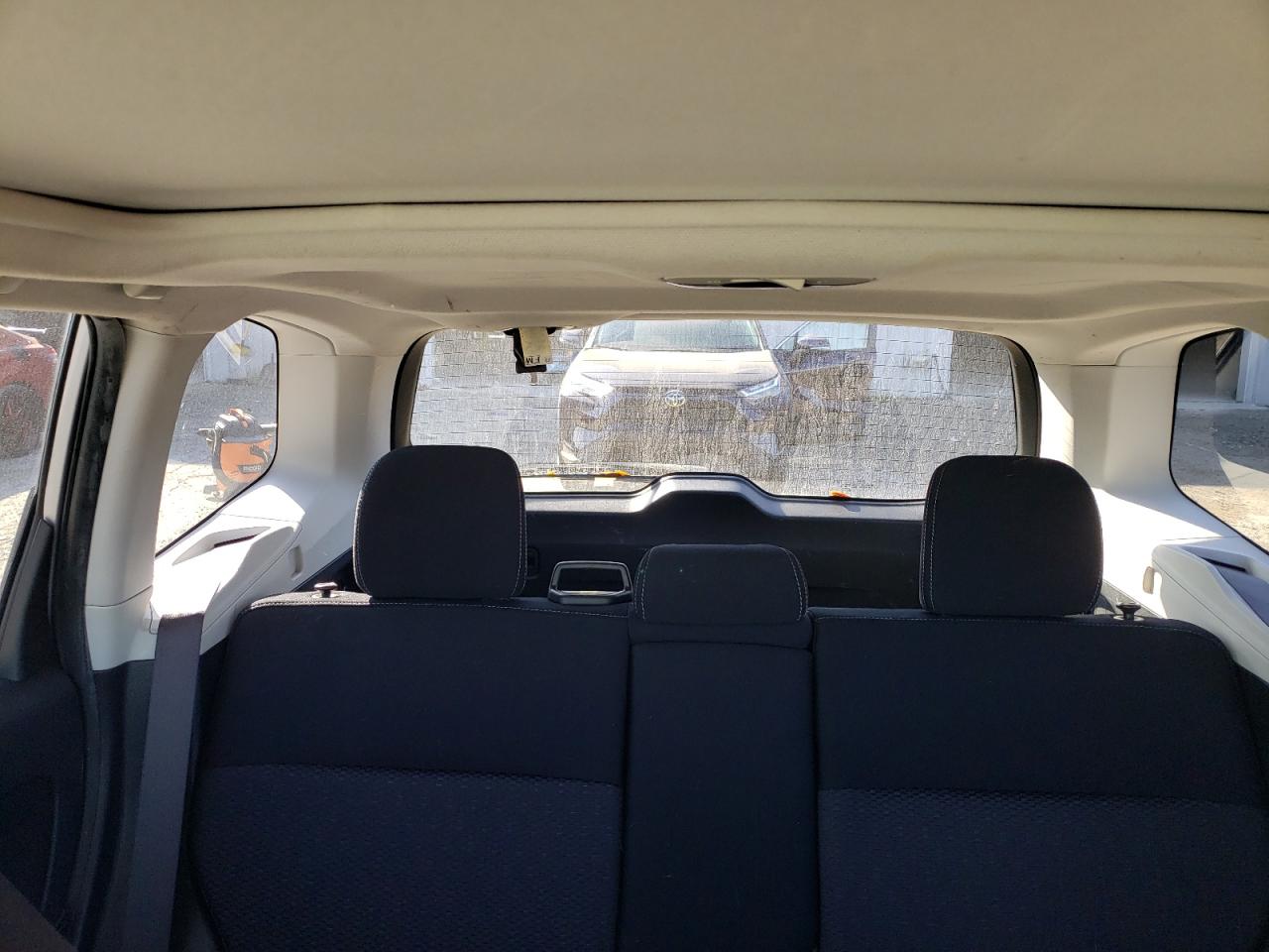 2014 Subaru Forester - Image 10