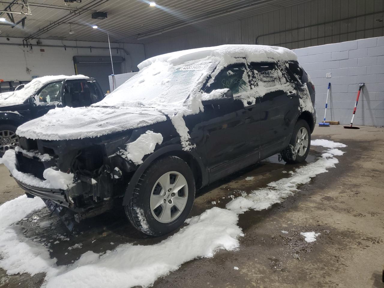 2012 Ford Explorer продається в Candia, NH - Front End