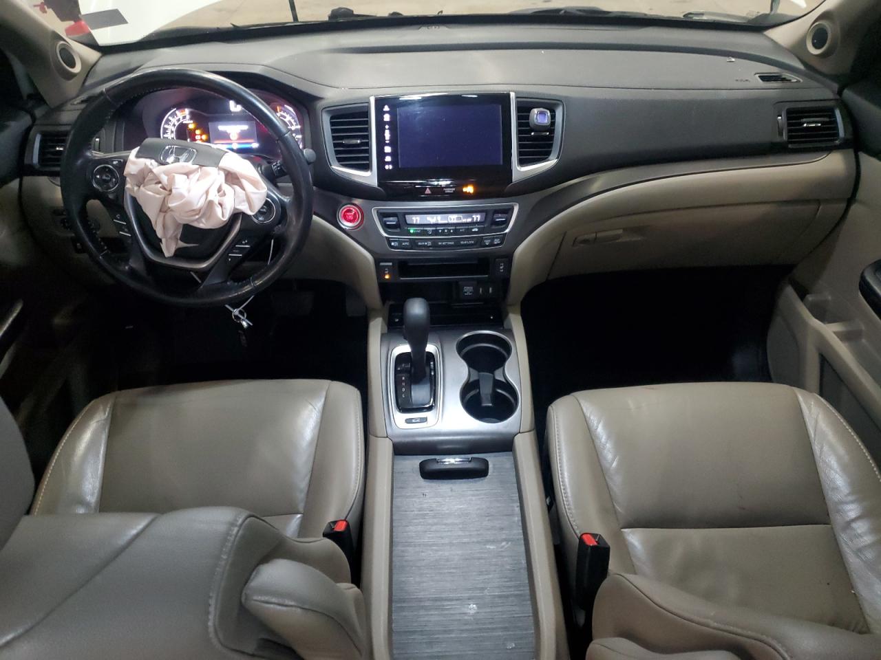 2018 Honda Pilot - Image 8
