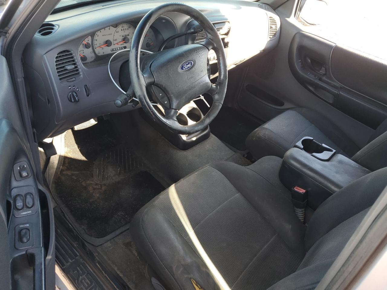 2003 Ford Ranger - Image 8