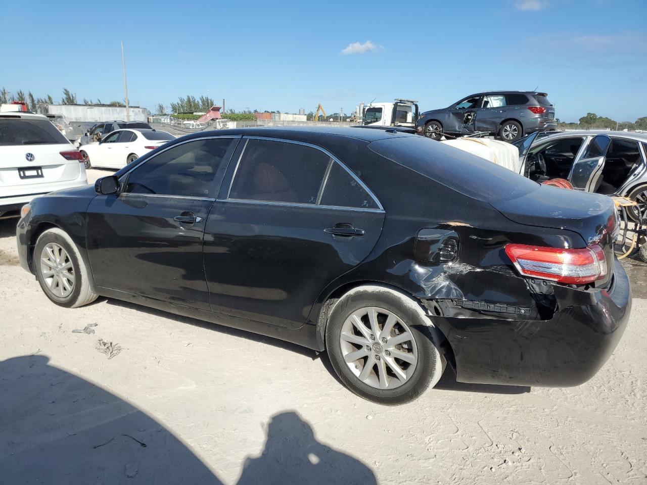 2011 Toyota Camry - Image 2