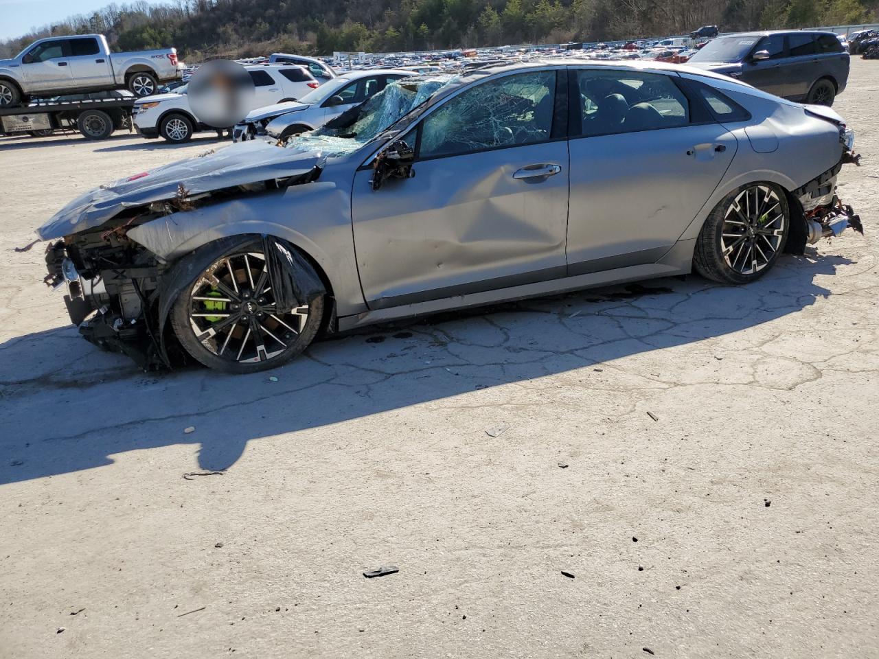 2025 Kia K5 - Image 1