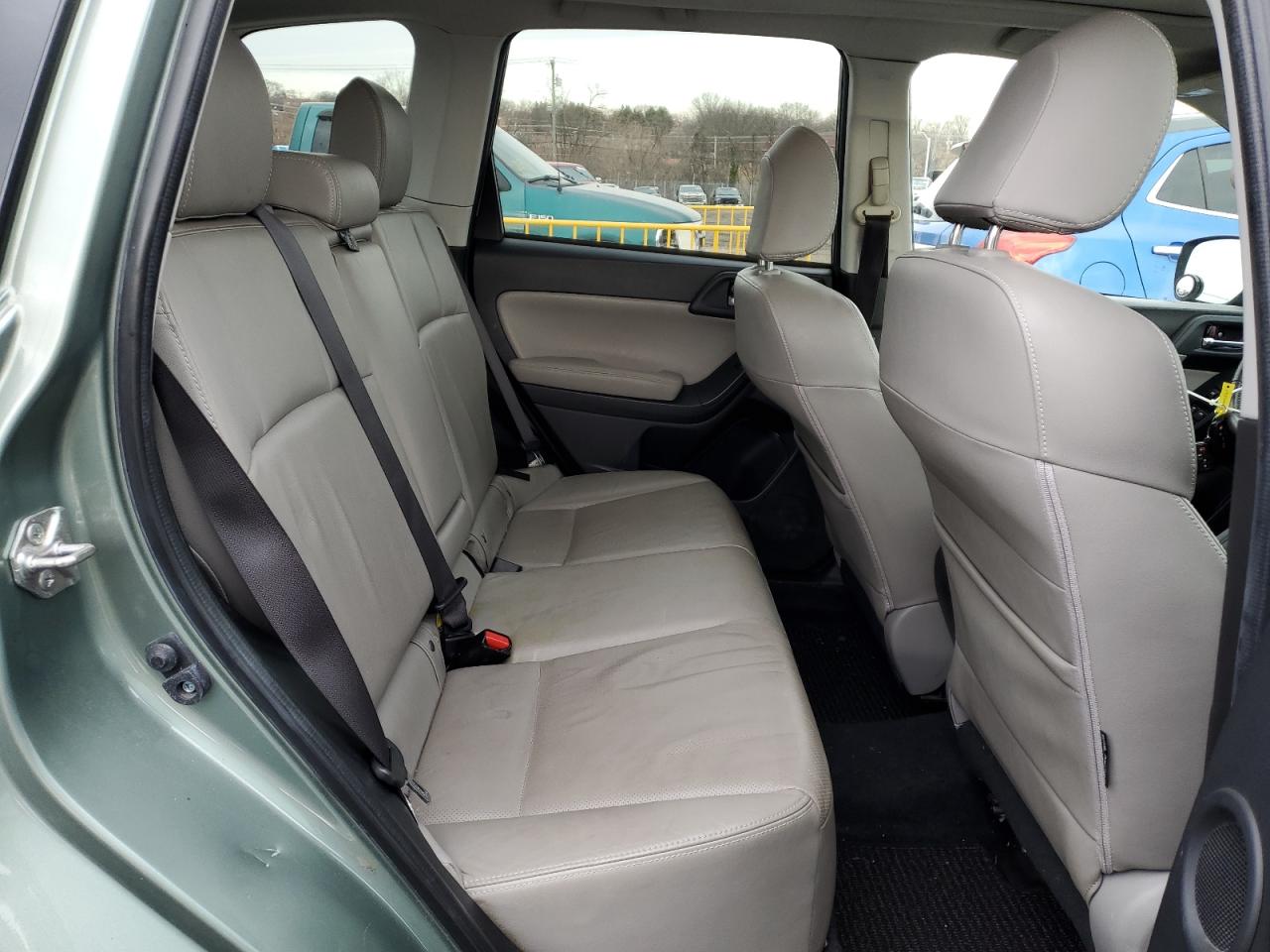2015 Subaru Forester - Image 11