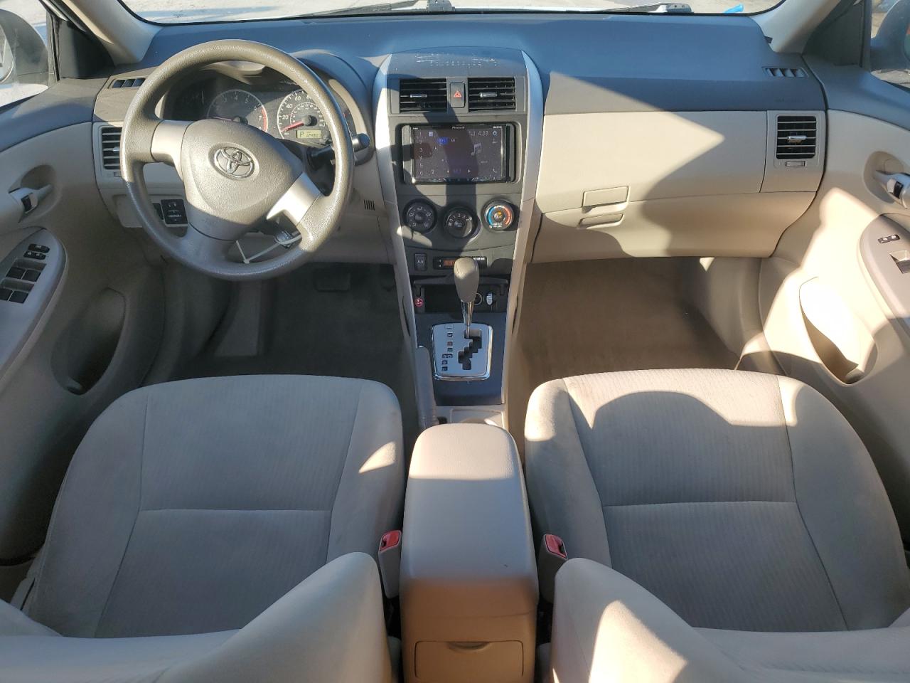 2010 Toyota Corolla - Image 8