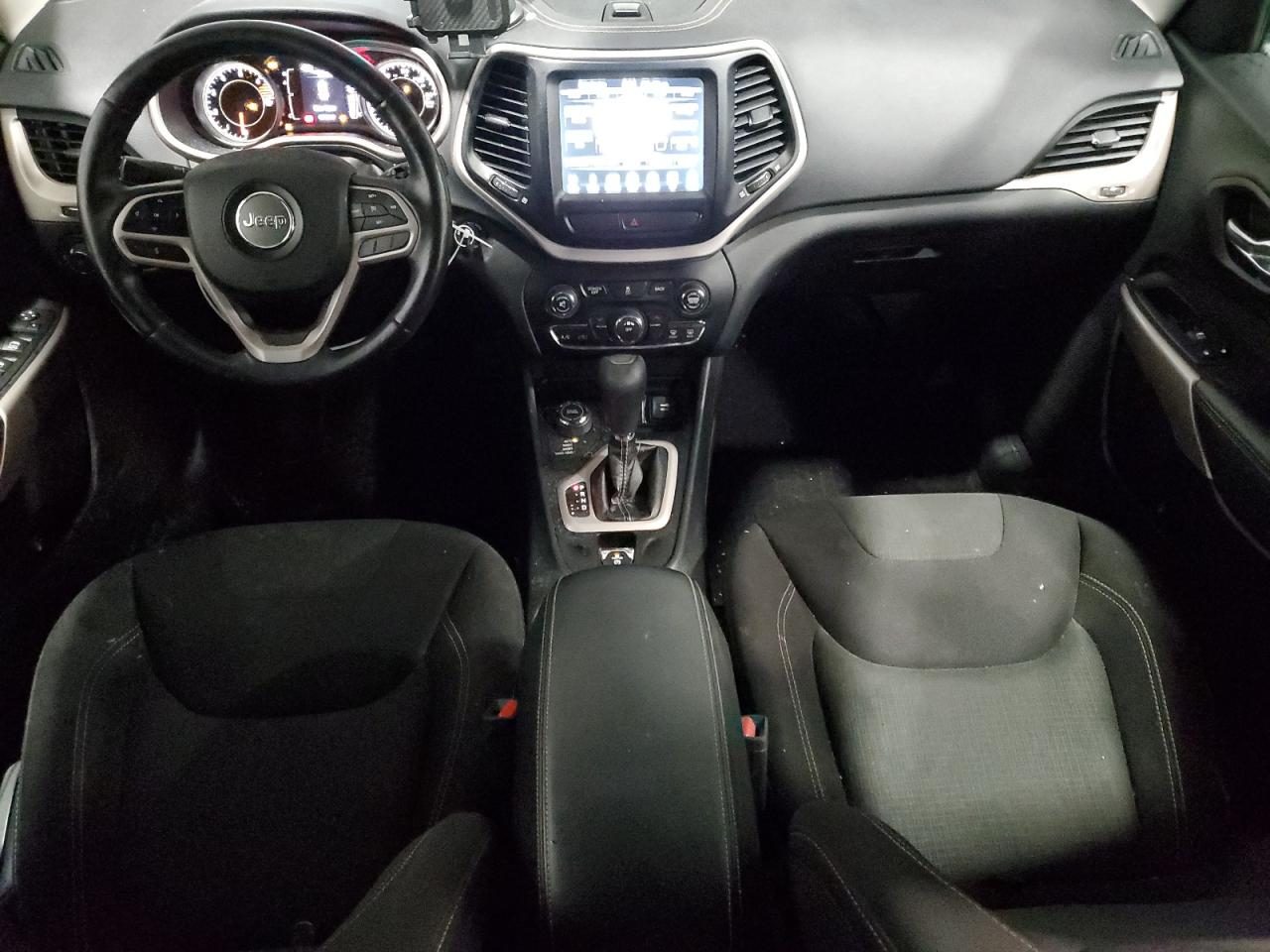 2017 Jeep Grand Cherokee - Image 8