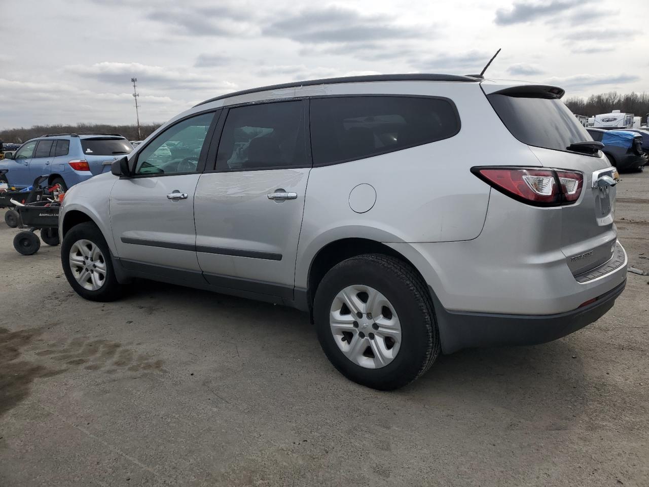 2017 Chevrolet Traverse - Image 2