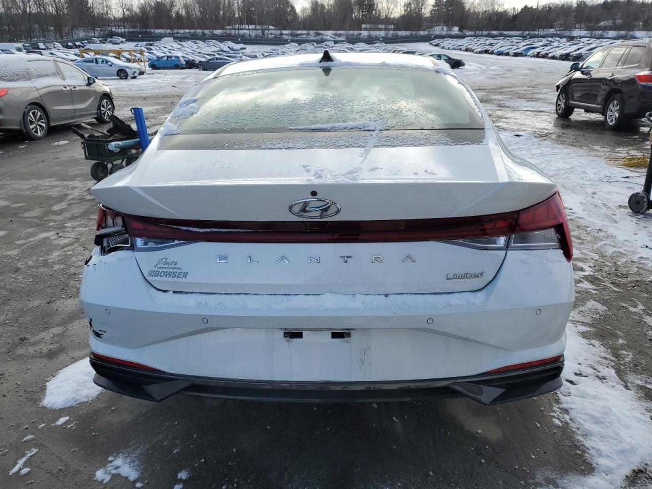 2021 Hyundai Elantra - Image 6