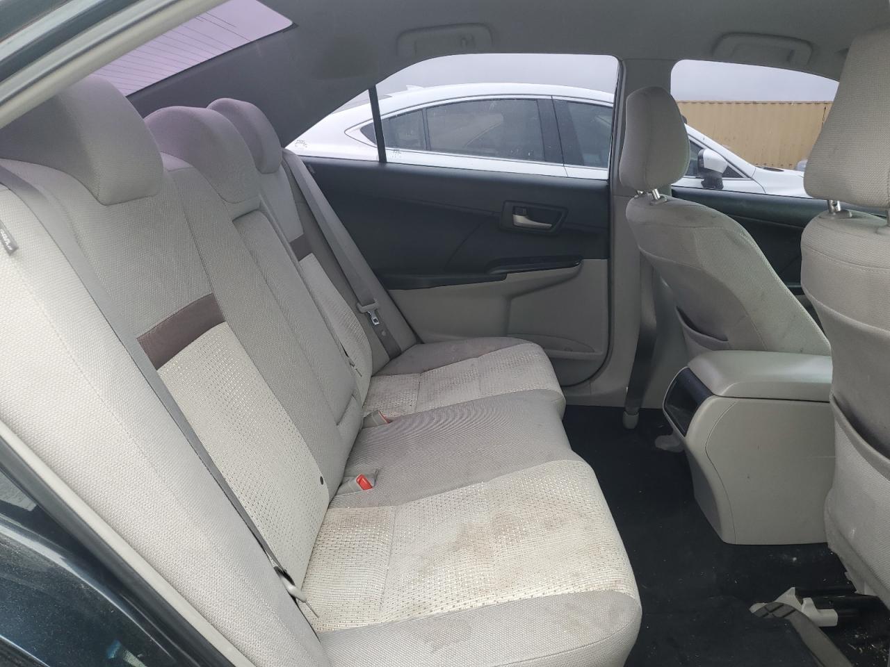 2012 Toyota Camry - Image 10