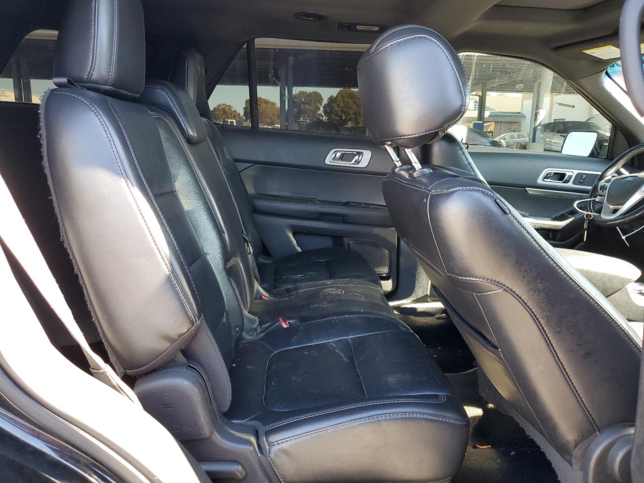 2013 Ford Explorer - Image 10