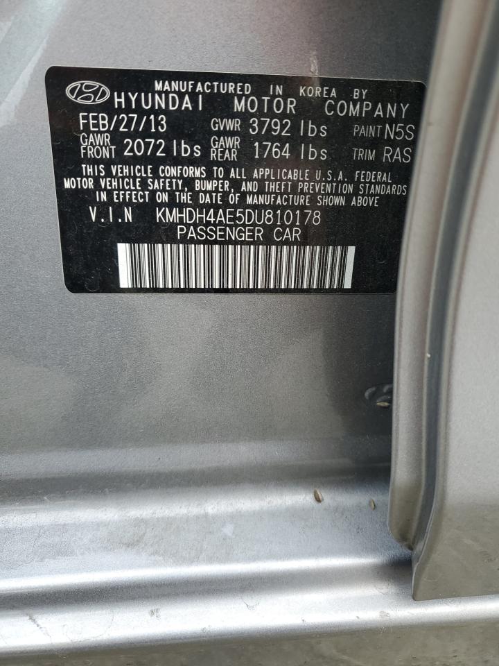 2013 Hyundai Elantra - Image 12