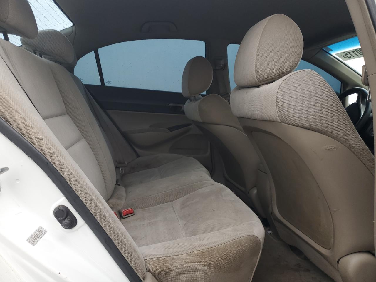 2011 Honda Civic - Image 10