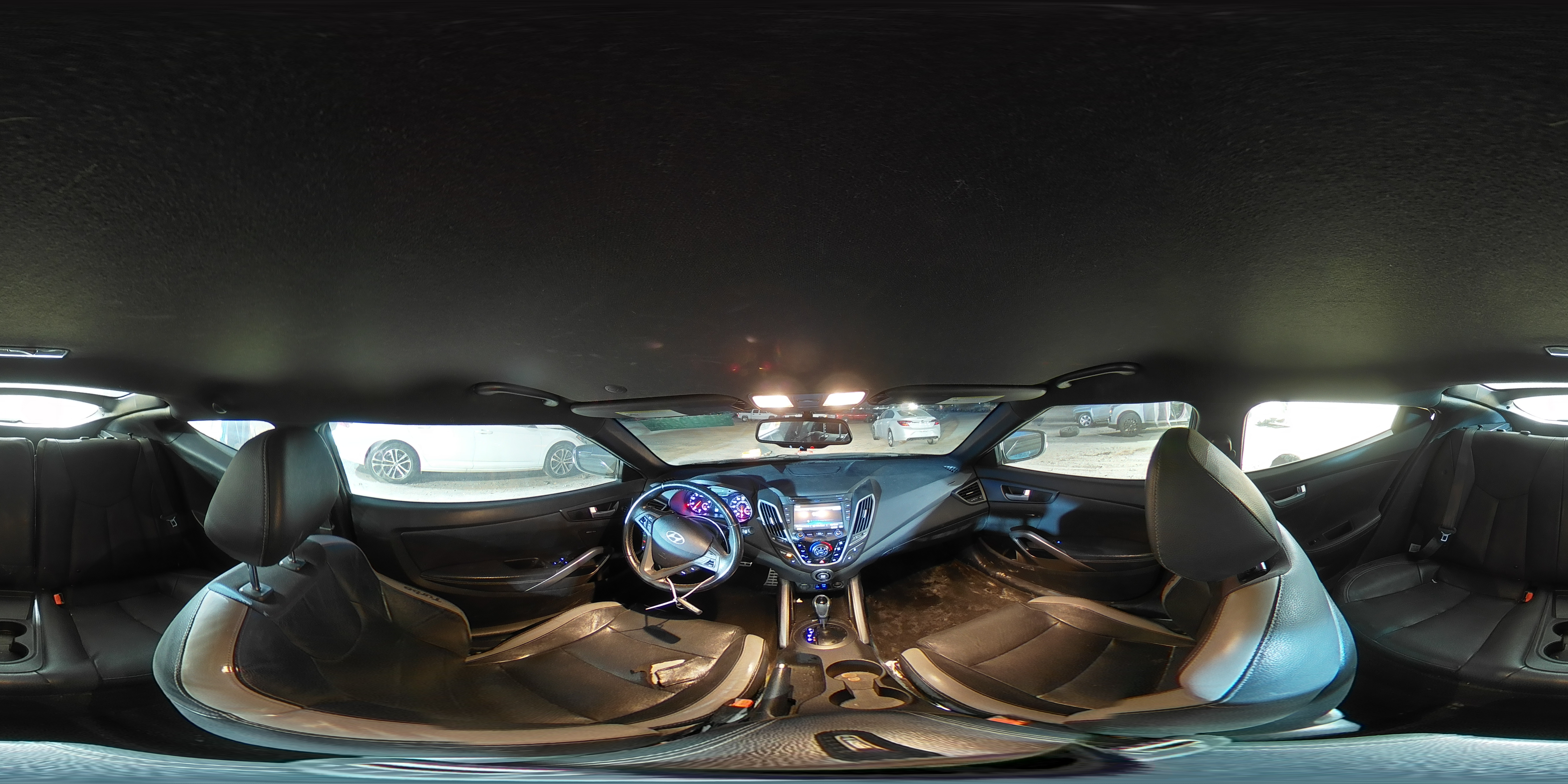 2016 Hyundai Veloster - Image 15