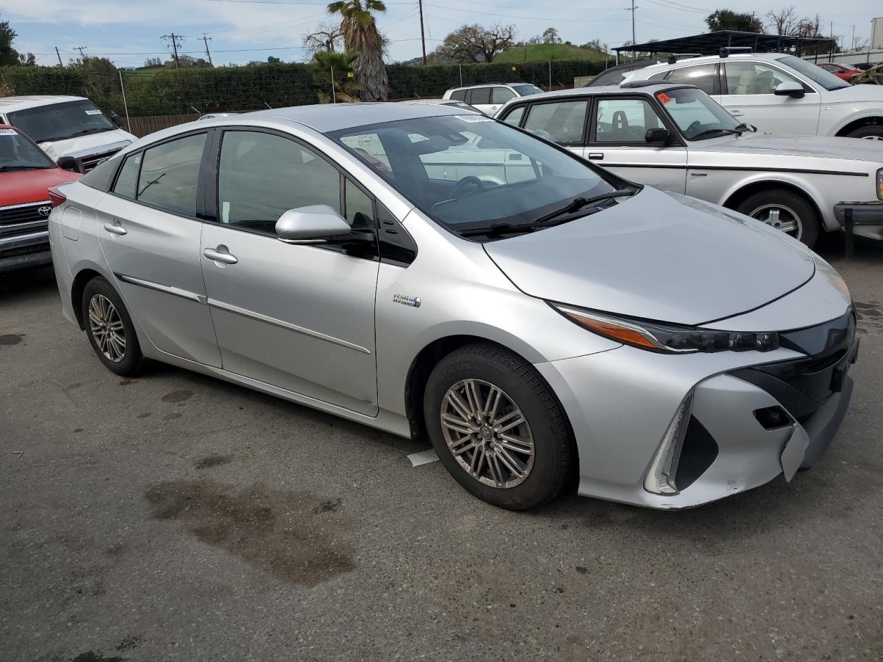 2017 Toyota Prius - Image 4