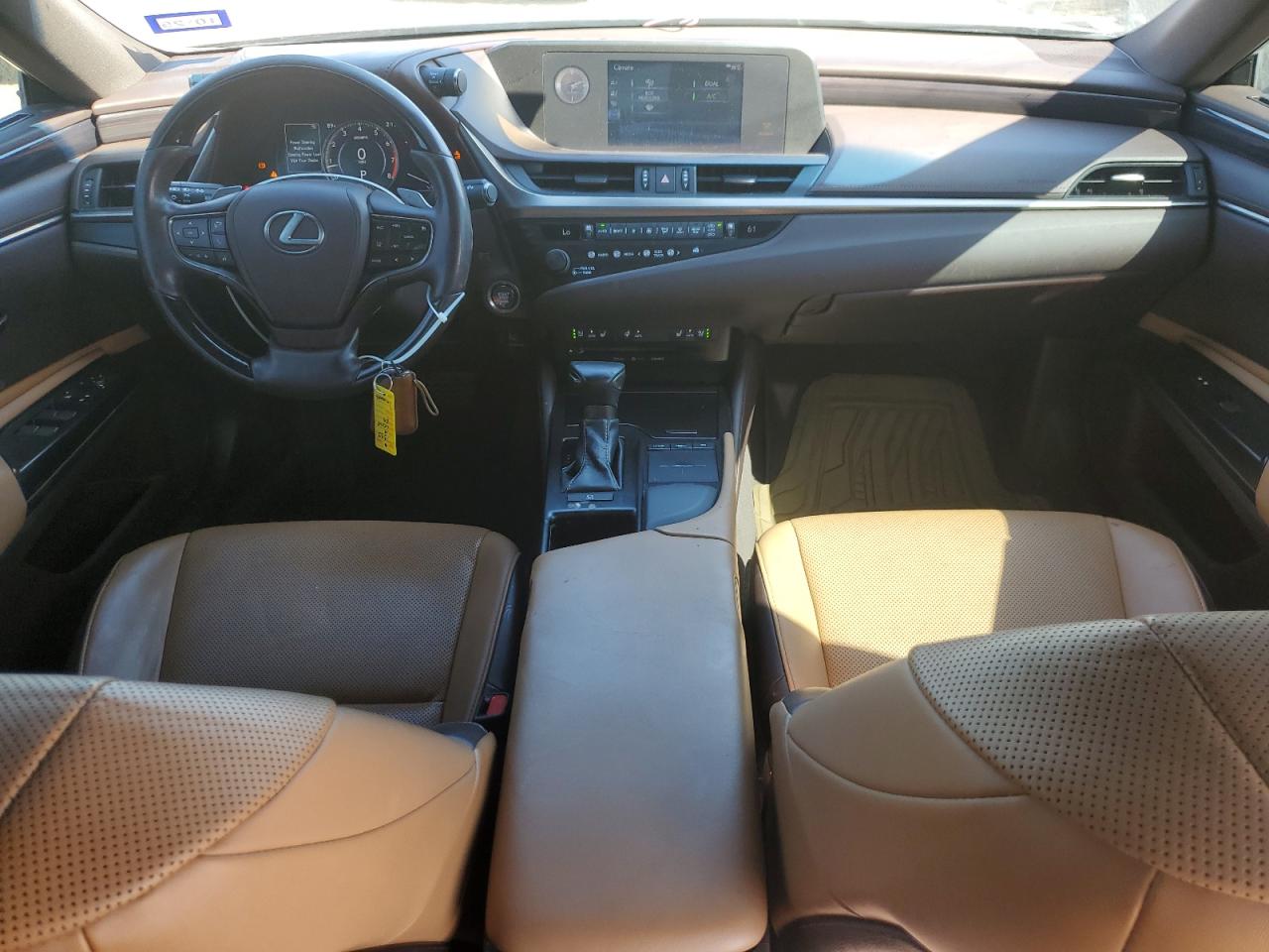 2019 Lexus ES - Image 8