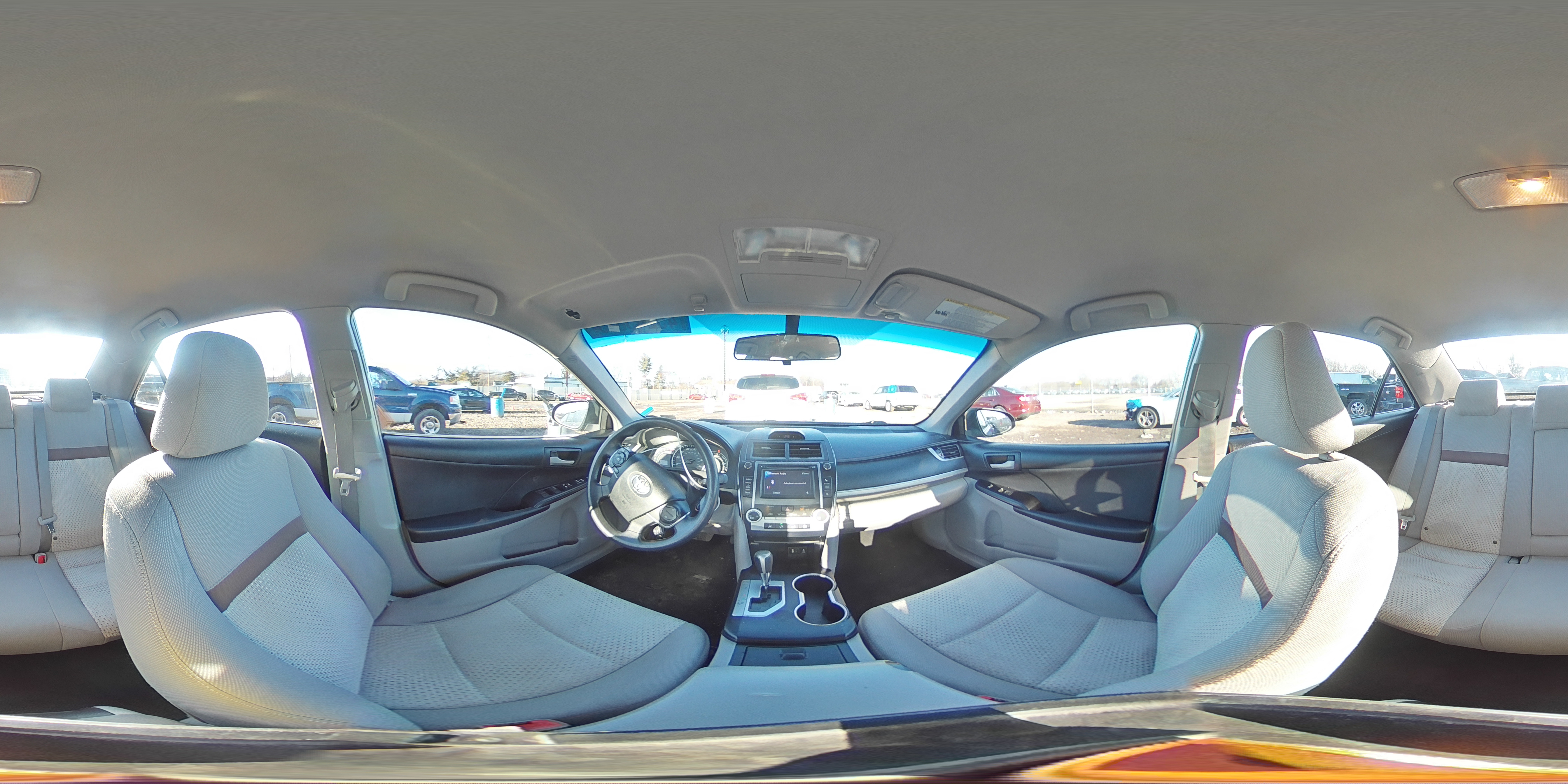 2012 Toyota Camry - Image 13