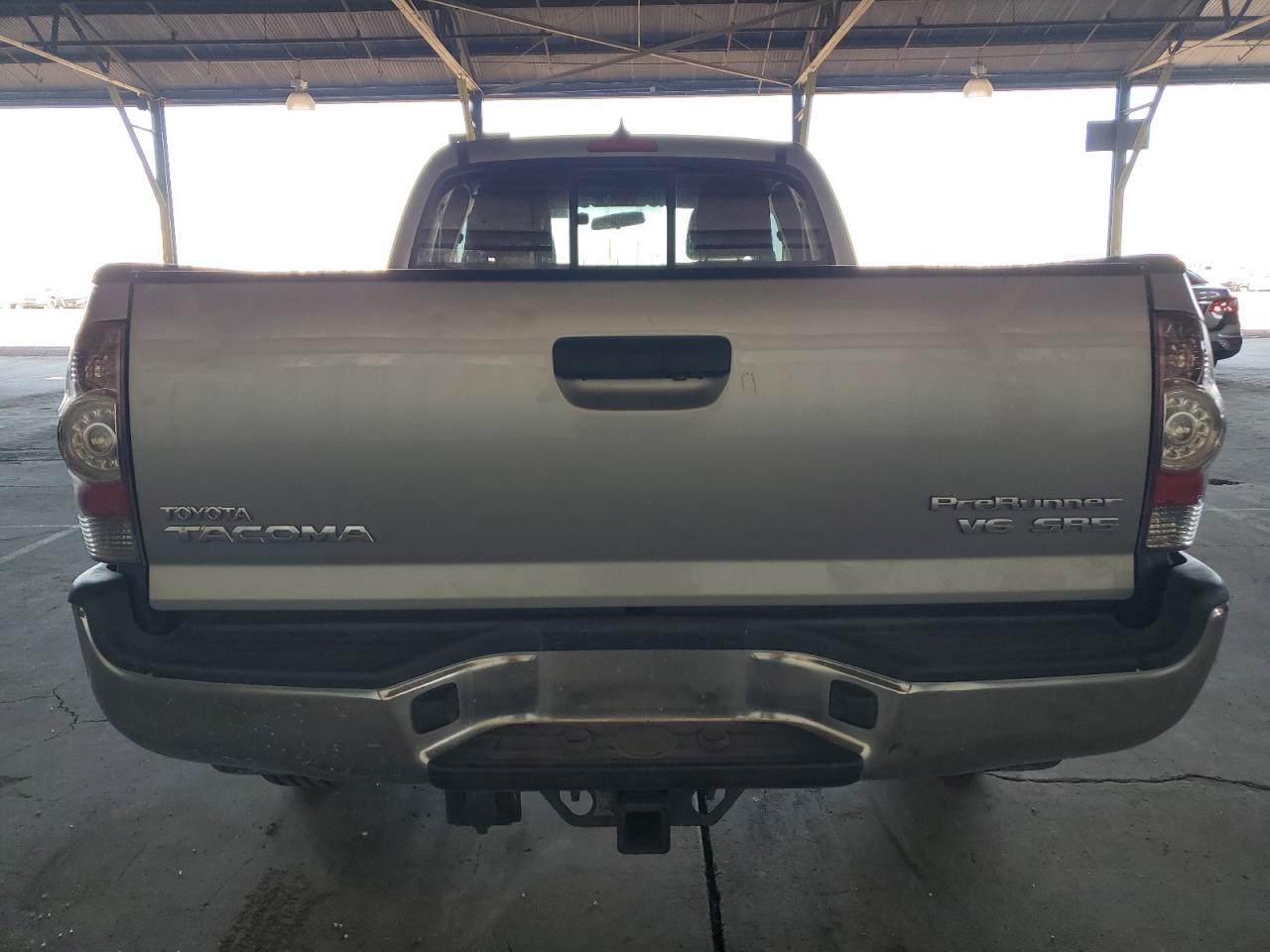 2014 Toyota Tacoma - Image 6