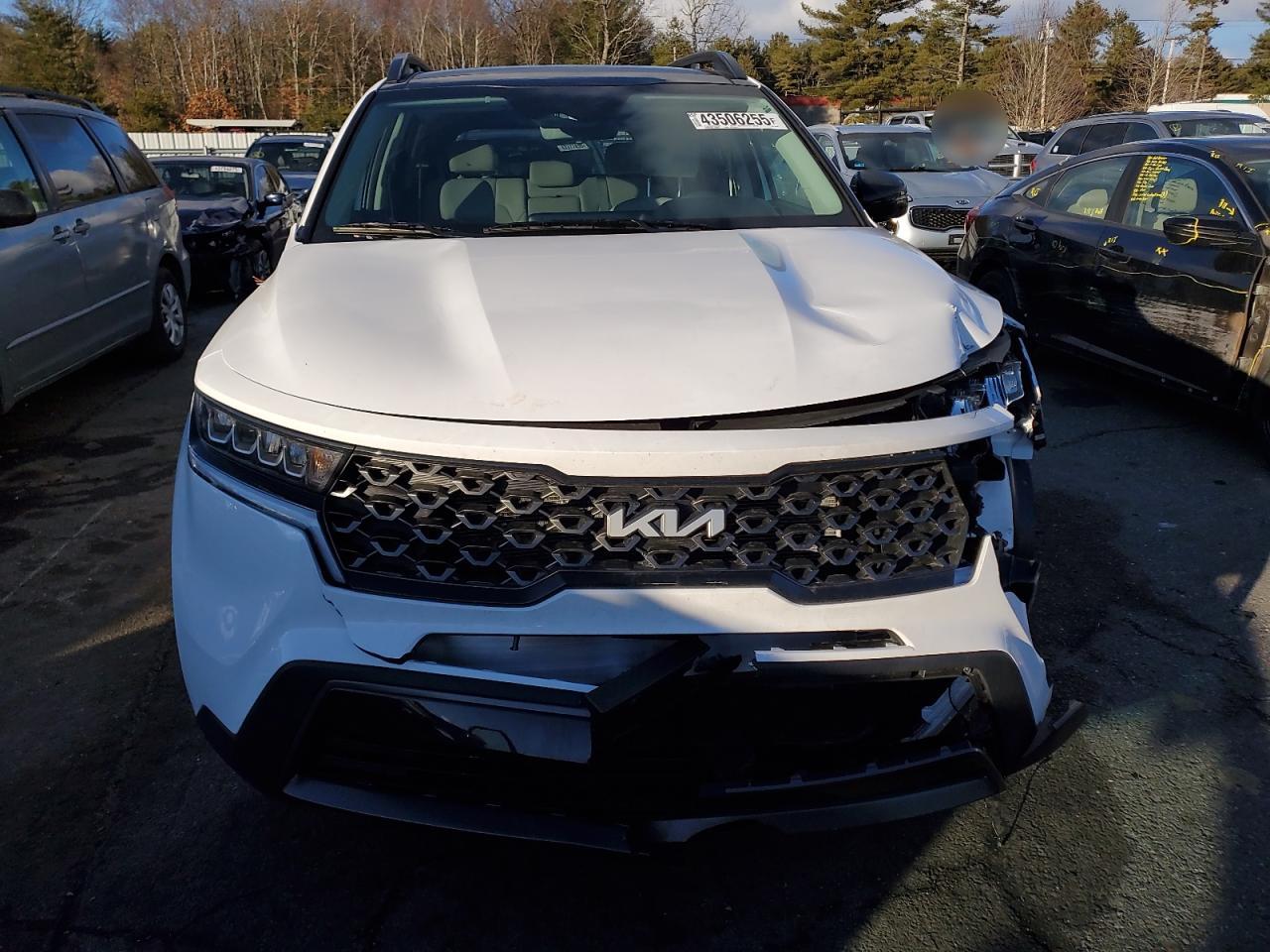 2023 Kia Sorento - Image 5
