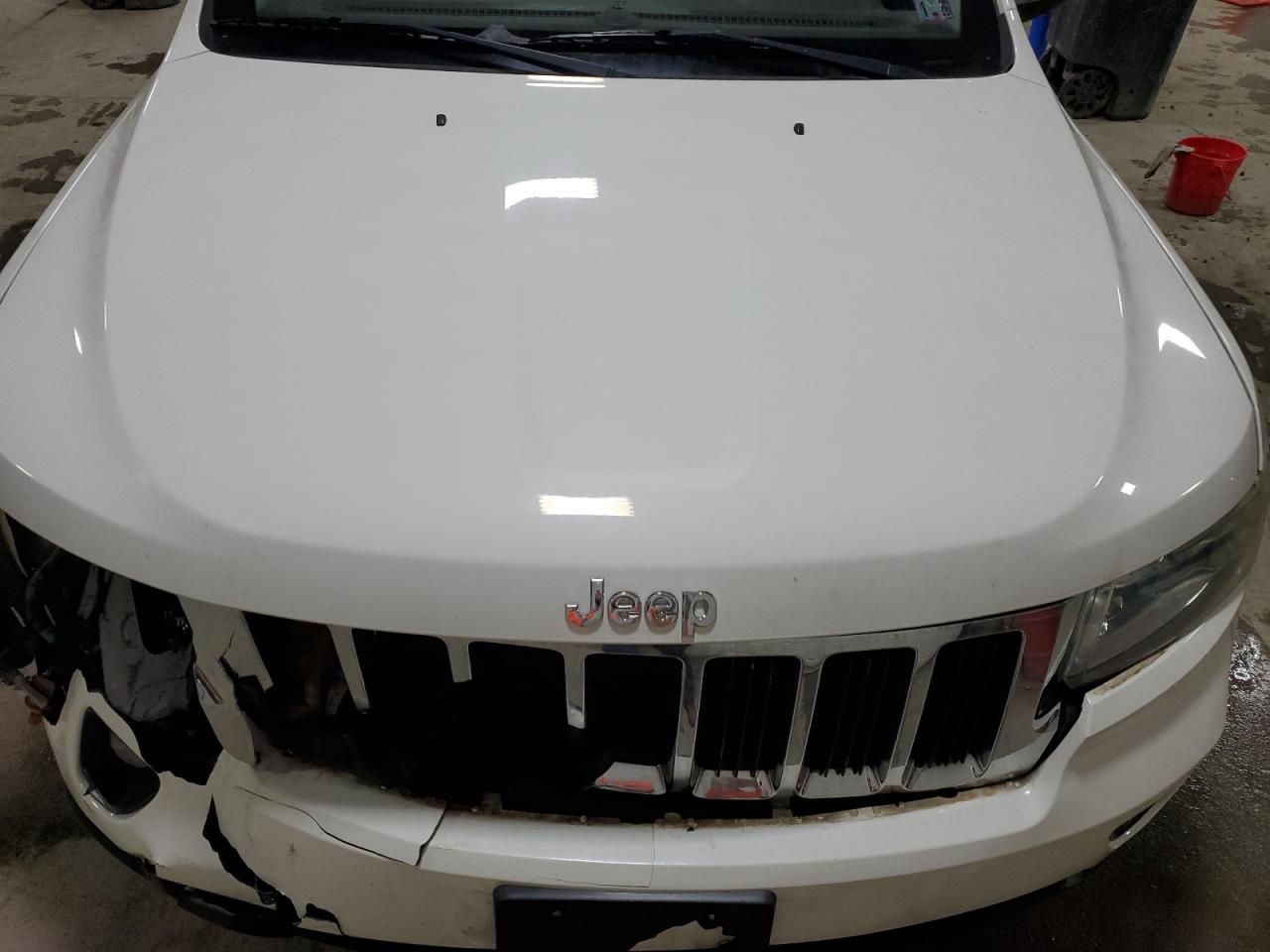 2011 Jeep Grand Cherokee - Image 12