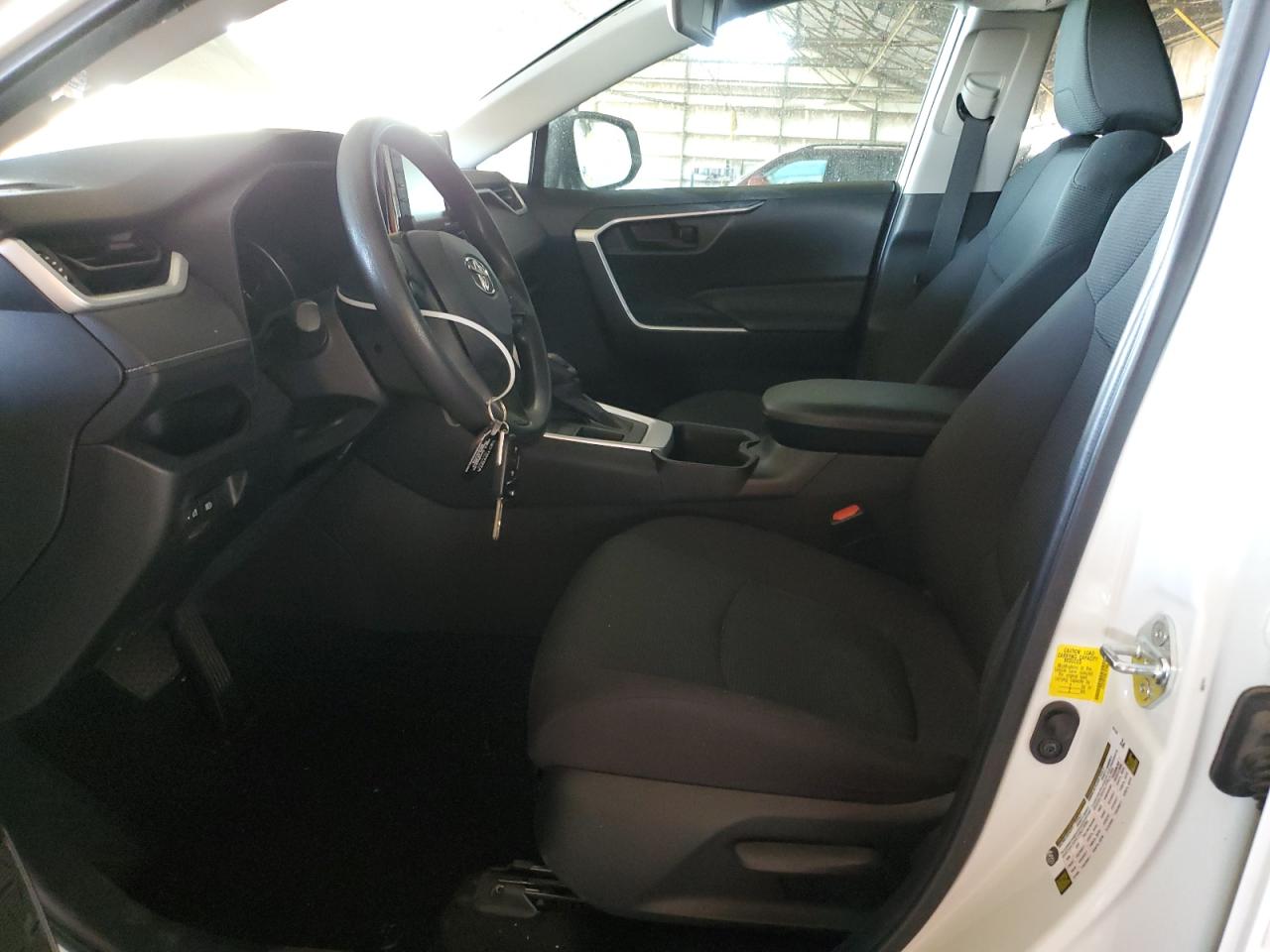 2022 Toyota RAV 4 - Image 7